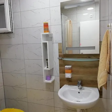 Apartment Tajna