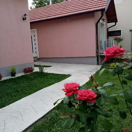 Apartment Tajna